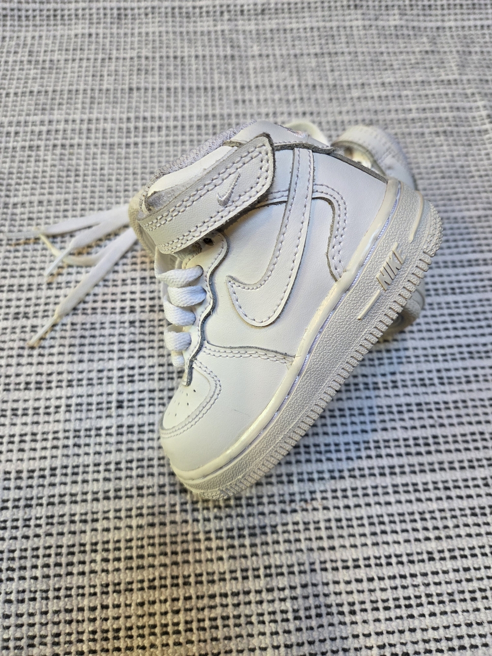 Nike Air Force 1, Toddler Size 6